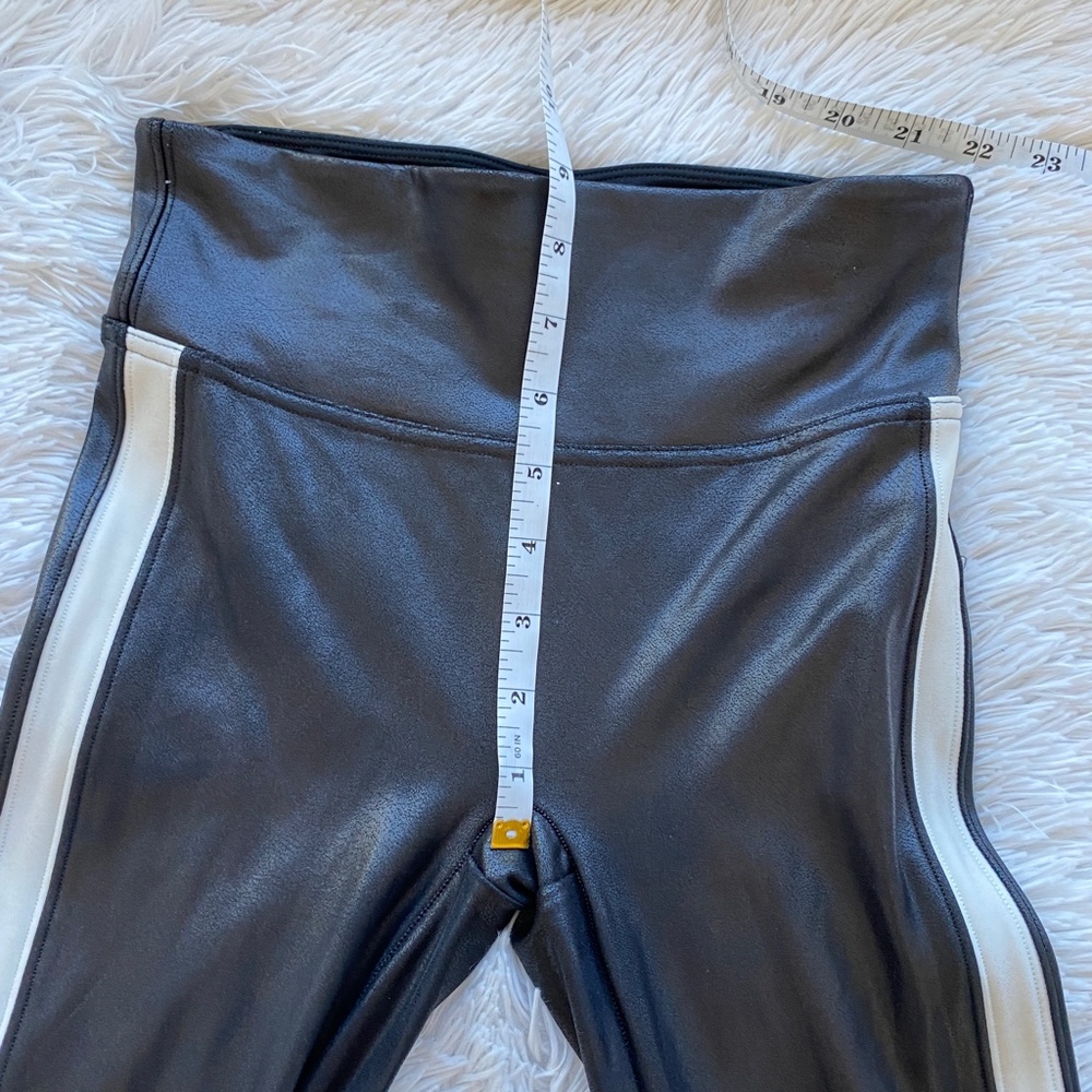 SPANX Faux Leather Side Stripe Leggings XS/TP - Picture 10 of 11